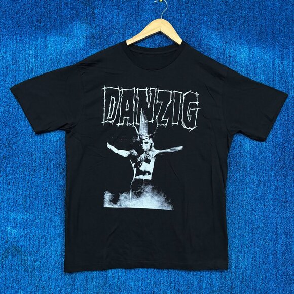 Danzig Video Concert VHS Cover Heavy Metal Band Graphic T-Shirt Size Large - Picture 1 of 4